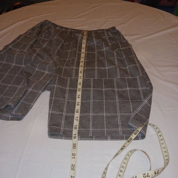 Shein mens window pane gray/white lounge shorts size medium - Picture 2 of 6